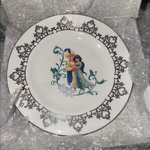 The English ladies Co 
Decorative Plate with Aladdin and Jasmine Design